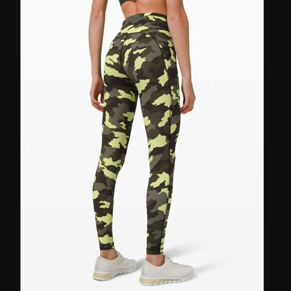 Lululemon Swift Speed High-Rise Tight 28" in green multi | Size 8 - Picture 1 of 16